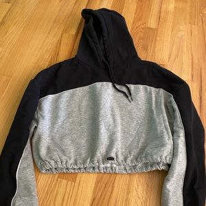 Cropped Hoodie
